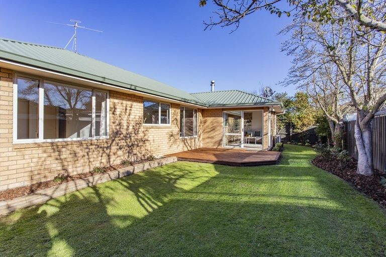 Photo of property in 11a Meadow Street, Papanui, Christchurch, 8052