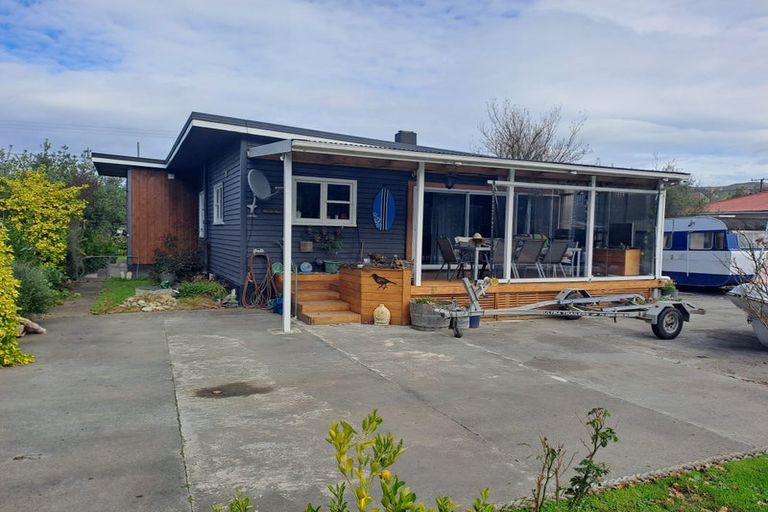 Photo of property in 11 Graham Street, Porangahau, 4293