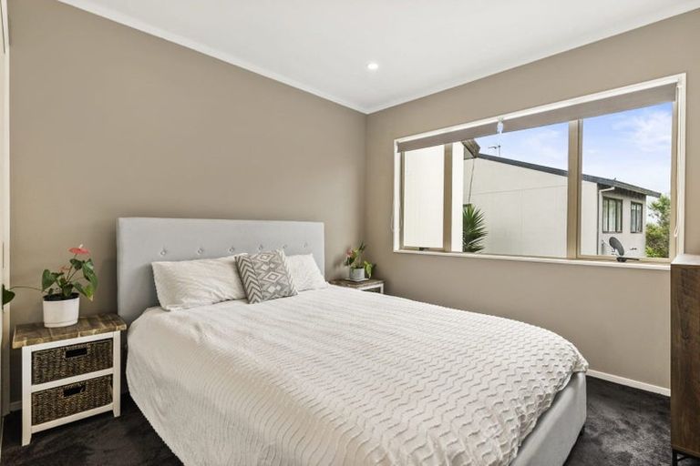 Photo of property in 63 Pooks Road, Ranui, Auckland, 0612