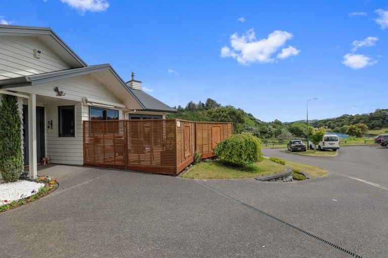 Photo of property in 6 Appin Stuart View, Rangatira Park, Taupo, 3330
