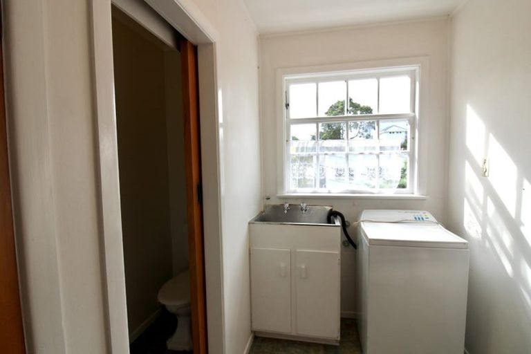 Photo of property in 13 David Crescent, Karori, Wellington, 6012