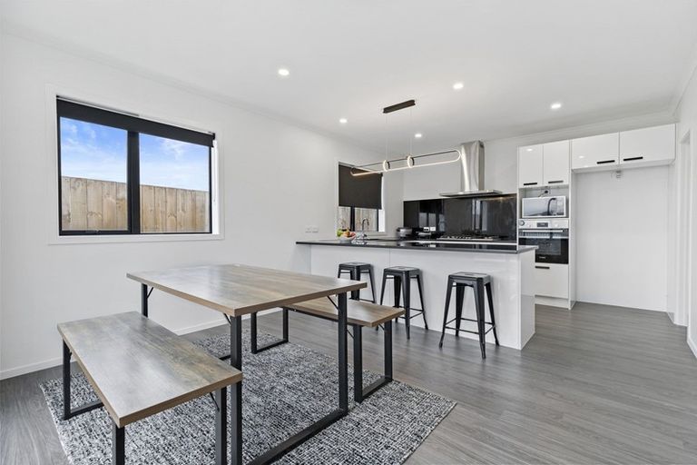 Photo of property in 19 Te Tiireke Drive, Glenview, Hamilton, 3206