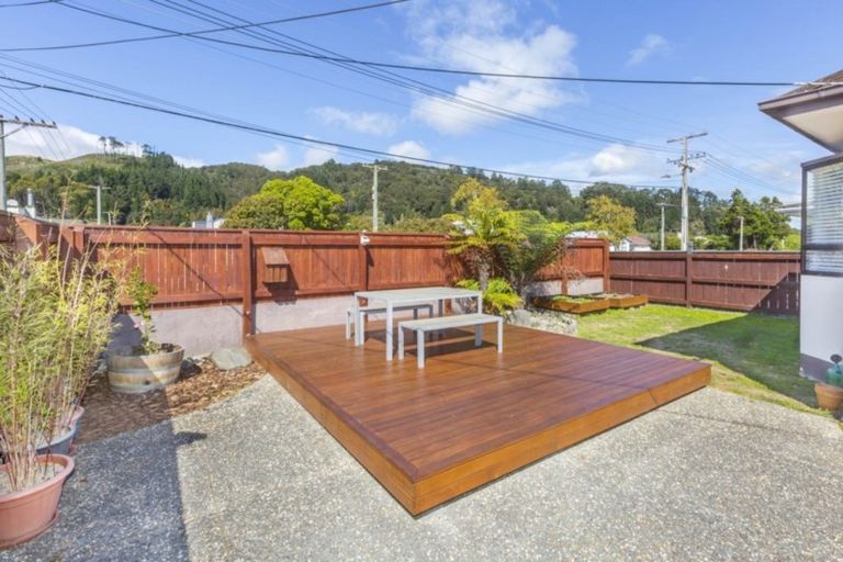 Photo of property in 24 Wilford Street, Wallaceville, Upper Hutt, 5018