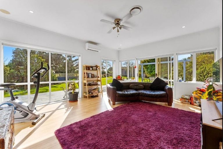 Photo of property in 89 Colombo Road, Waiuku, 2123