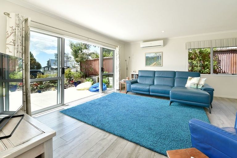 Photo of property in 1333 Whangaparaoa Road, Army Bay, Whangaparaoa, 0930