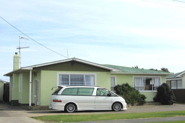 Photo of property in 45 Polson Street, Castlecliff, Whanganui, 4501