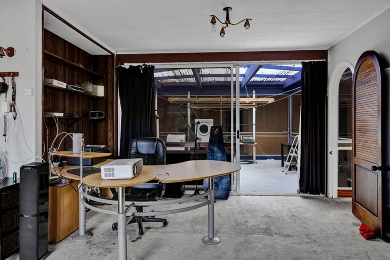 Photo of property in 19 Tybalt Street, Stratford, 4332