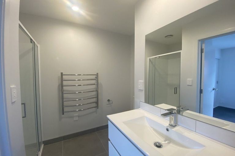 Photo of property in 8/3234 Great North Road, New Lynn, Auckland, 0600