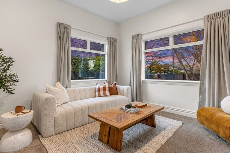 Photo of property in 17 Severn Street, St Albans, Christchurch, 8014