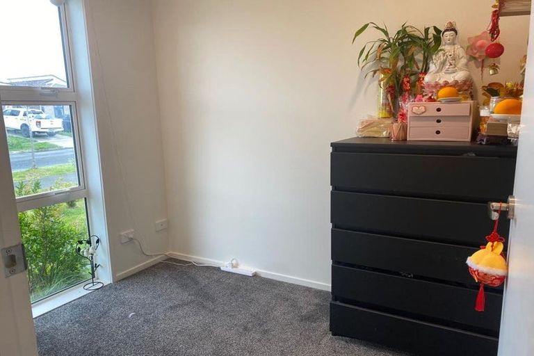 Photo of property in 28 Farmland Road, Papakura, 2110