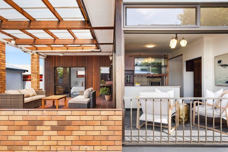 Photo of property in 908 Saint Aubyn Street East, Parkvale, Hastings, 4122