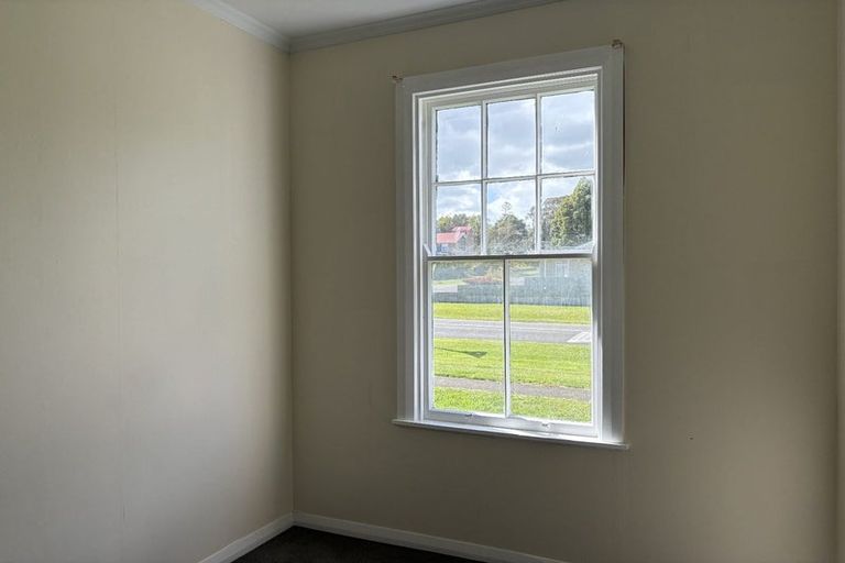 Photo of property in 12 Richardson Street, Woodville, 4920