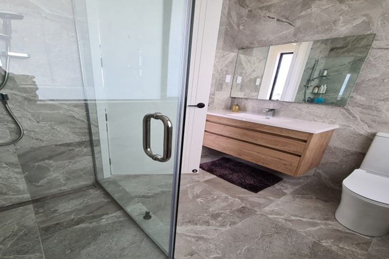 Photo of property in 15 Lawrence Carter Drive, Bombay, 2675