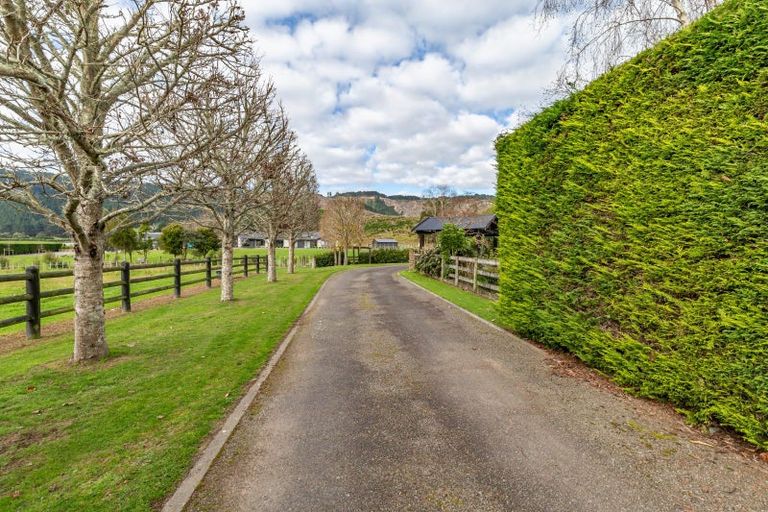 Photo of property in 12 Denton Road, Levin, 5571