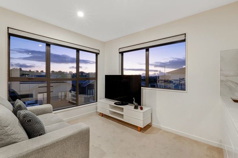 Photo of property in 3 Whale Bay Rise, Gulf Harbour, Whangaparaoa, 0930