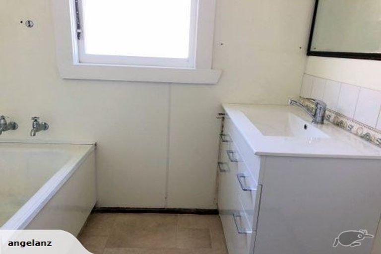 Photo of property in 12 Totara Street, Waipukurau, 4200