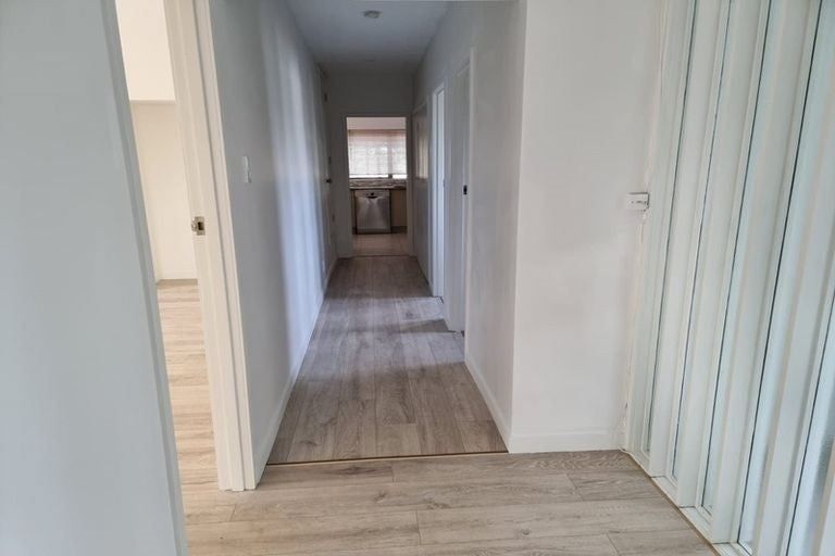 Photo of property in 466 Taupaki Road, Kumeu, 0892