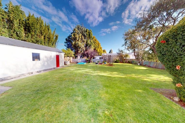 Photo of property in 3 Roberts Avenue, Aramoho, Whanganui, 4500