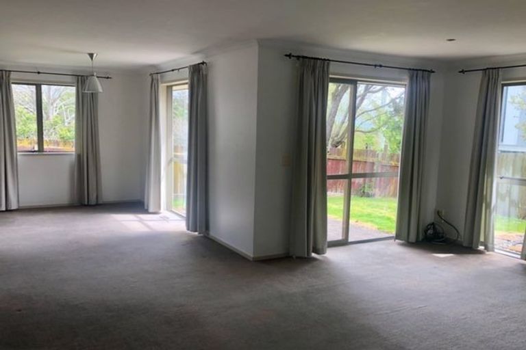 Photo of property in 10 Dorrit Lane, Howick, Auckland, 2014