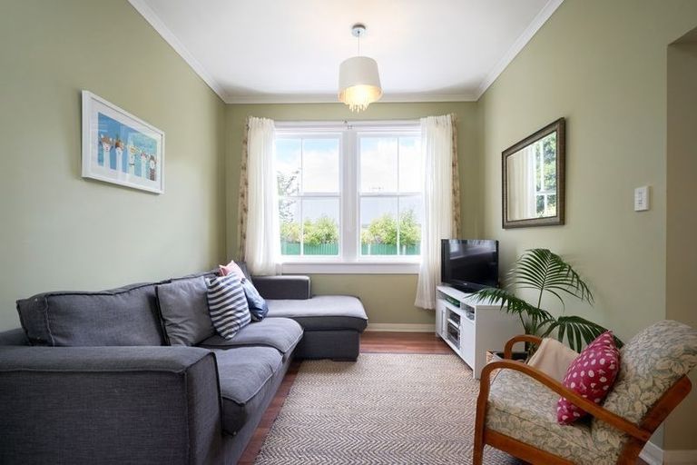 Photo of property in 26 Main Street, Hospital Hill, Napier, 4110