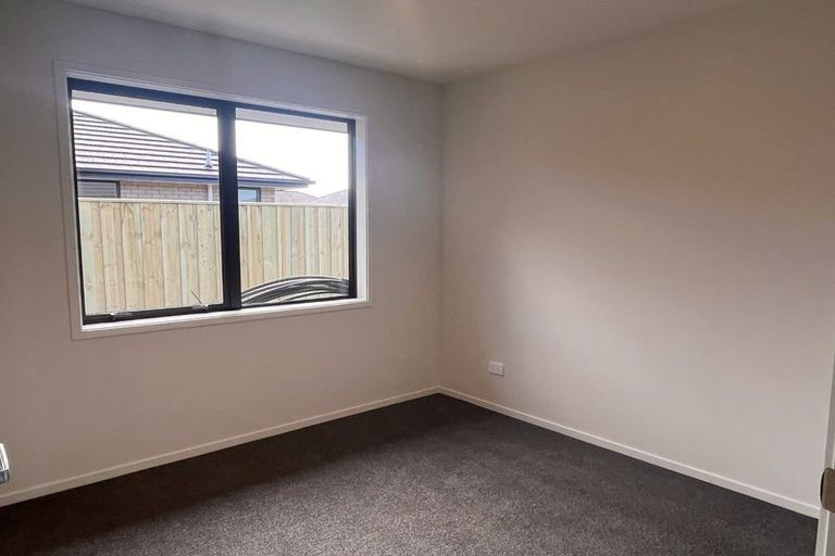 Photo of property in 185 Faringdon Boulevard, Rolleston, 7615