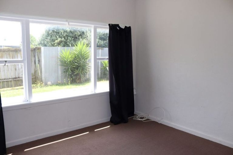 Photo of property in 19 Driver Road, Mangere East, Auckland, 2024