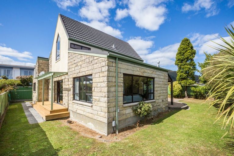 Photo of property in 271 Waterloo Road, Fairfield, Lower Hutt, 5011