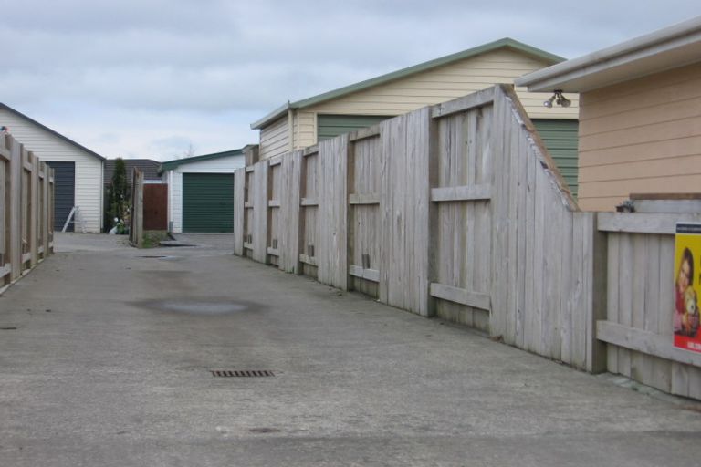 Photo of property in 79 Roberts Line, Kelvin Grove, Palmerston North, 4414