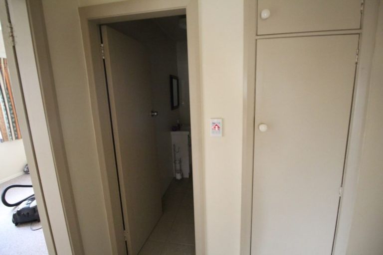 Photo of property in 5a Chelwood Street, Takaro, Palmerston North, 4412