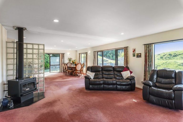 Photo of property in 84 Derham Road, Te Horo, Otaki, 5581