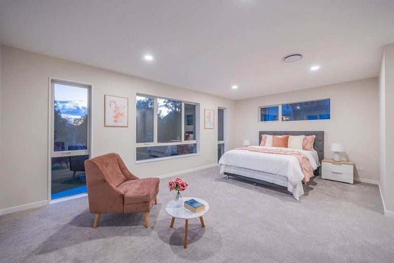 Photo of property in 245d Hill Road, The Gardens, Auckland, 2105