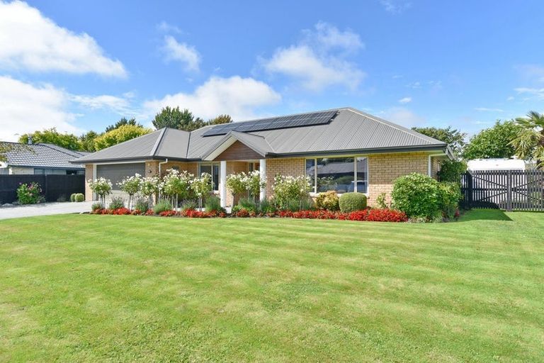 Photo of property in 44 Panckhurst Drive, Woodend, 7610