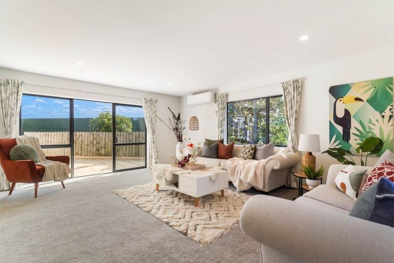 Photo of property in 21 Elan Place, Stanmore Bay, Whangaparaoa, 0932