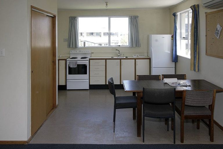 Photo of property in 90 Harbour Terrace, North Dunedin, Dunedin, 9016