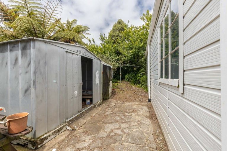 Photo of property in 26 Takiroa Street, Urenui, 4375