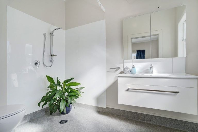 Photo of property in 2 Wakelin Street, Carterton, 5713