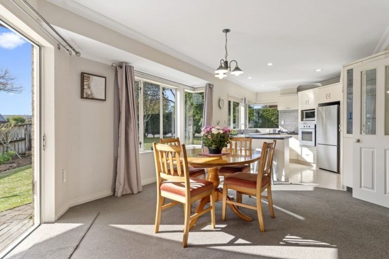 Photo of property in 28 Montana Drive, Pyes Pa, Tauranga, 3112