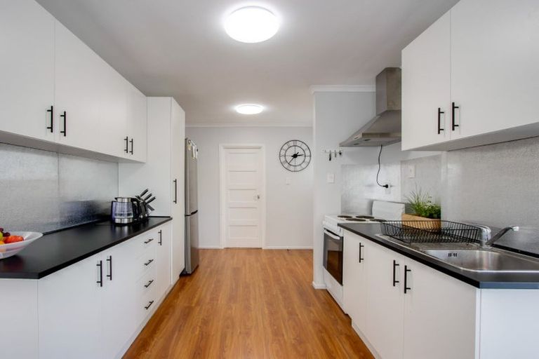 Photo of property in 1019a Reka Street, Akina, Hastings, 4122