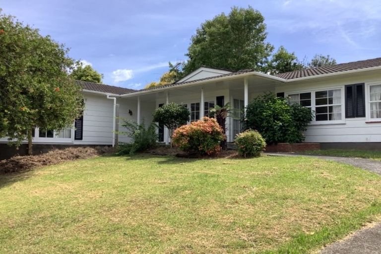 Photo of property in 13 Hamish Place, Sunnyhills, Auckland, 2010