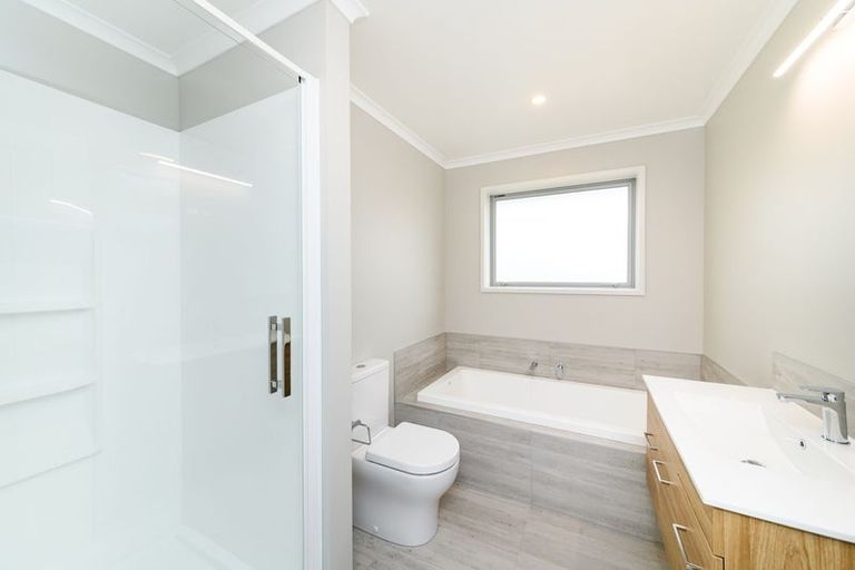 Photo of property in 1/11 Seaforth Avenue, Milson, Palmerston North, 4414