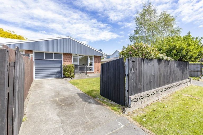 Photo of property in 47 Hills Road, Edgeware, Christchurch, 8013