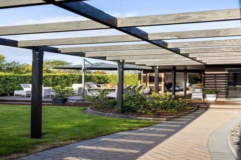 Photo of property in 71 Taylor Street, Cambridge, 3434