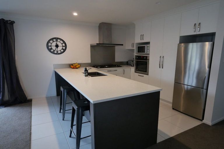 Photo of property in 8 Parkgrove Crescent, Pokeno, 2402