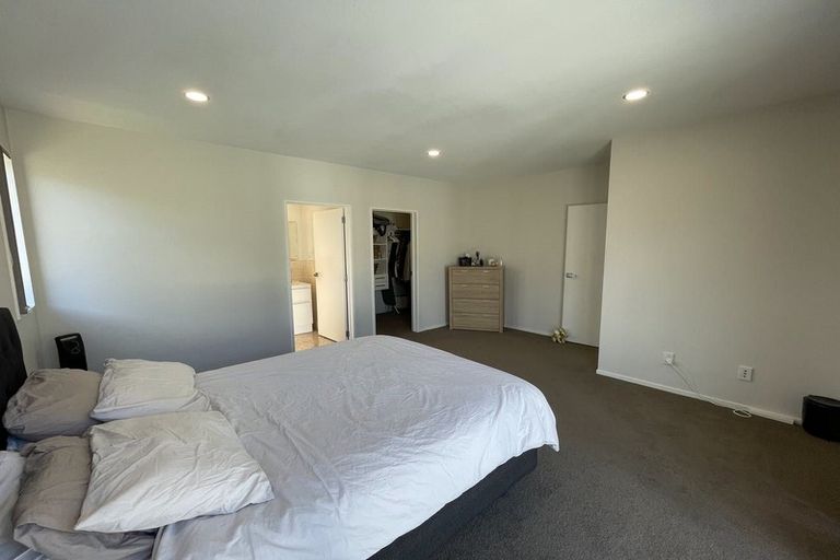 Photo of property in 13 Treestump Road, Takanini, 2112