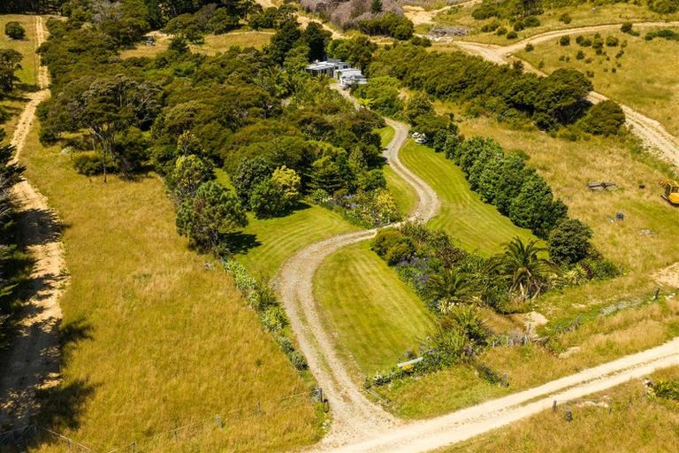 Photo of property in 516 Clova Bay Road, Totaranui, Picton, 7282