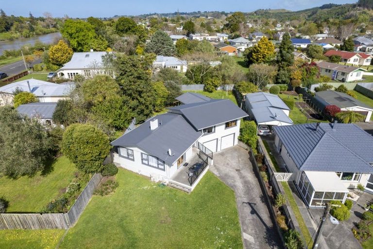 Photo of property in 3 Camellia Avenue, Aramoho, Whanganui, 4500