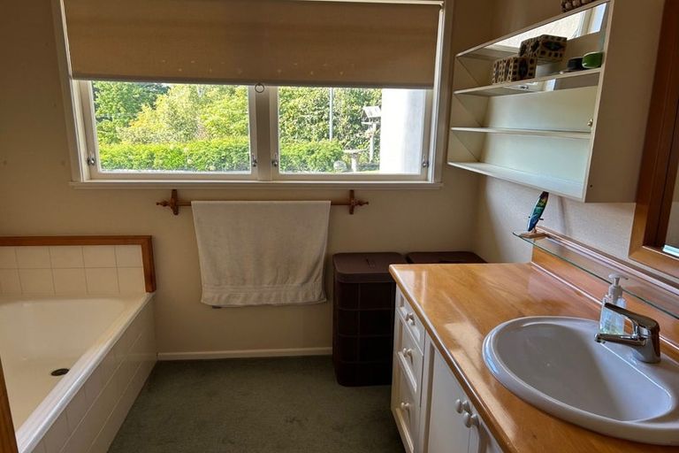 Photo of property in 47 Tainui Drive, Havelock North, 4130