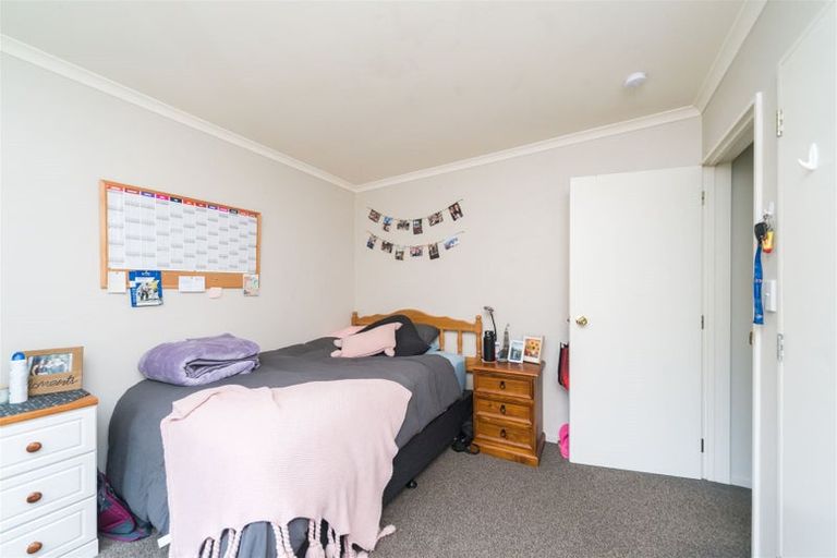 Photo of property in 1-6 Arli Court, Hokowhitu, Palmerston North, 4410