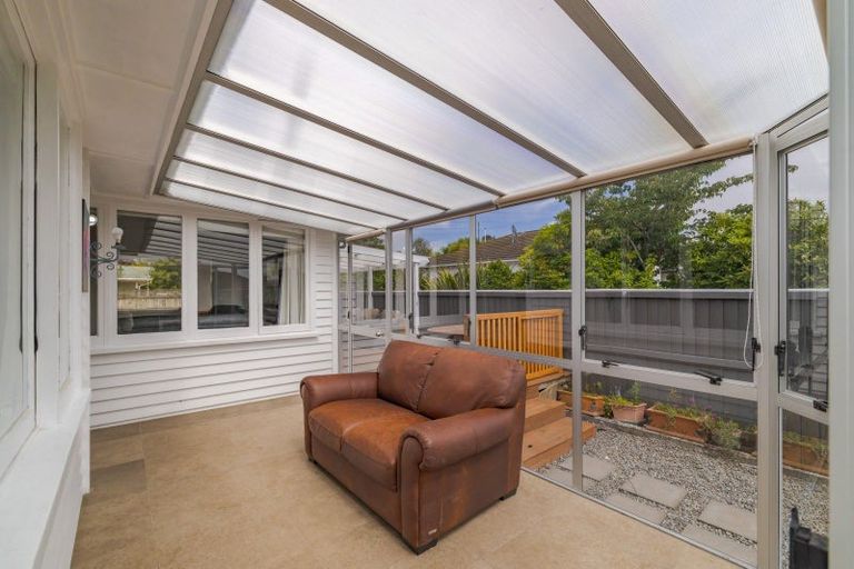 Photo of property in 66 Winters Road, Redwood, Christchurch, 8051