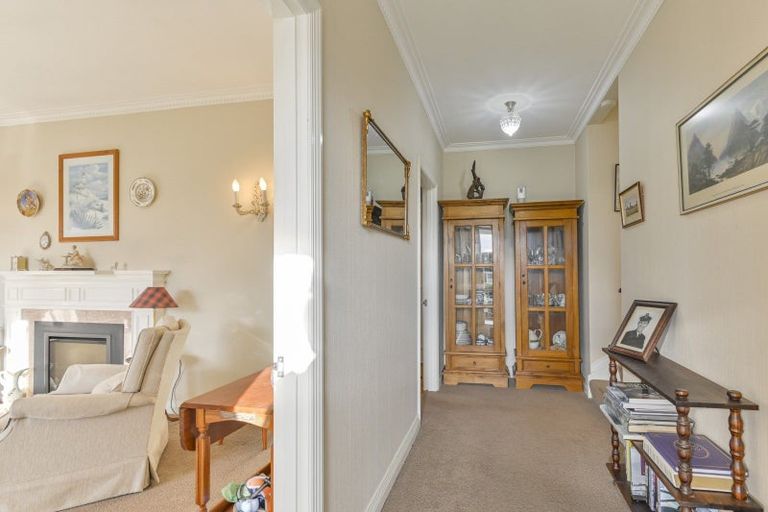 Photo of property in 72a Te Mata Road, Havelock North, 4130